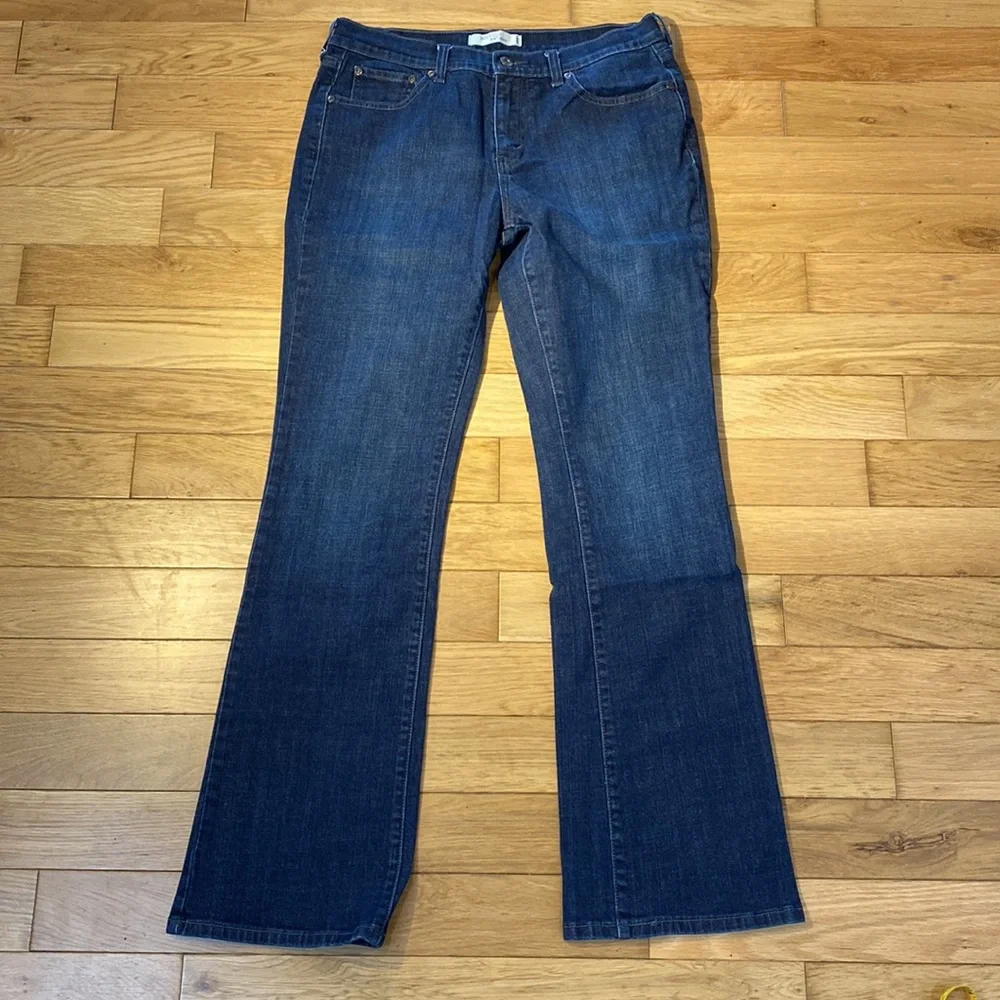 Levi’s 515 boot cut in dark wash size 10 - Picture 3 of 16